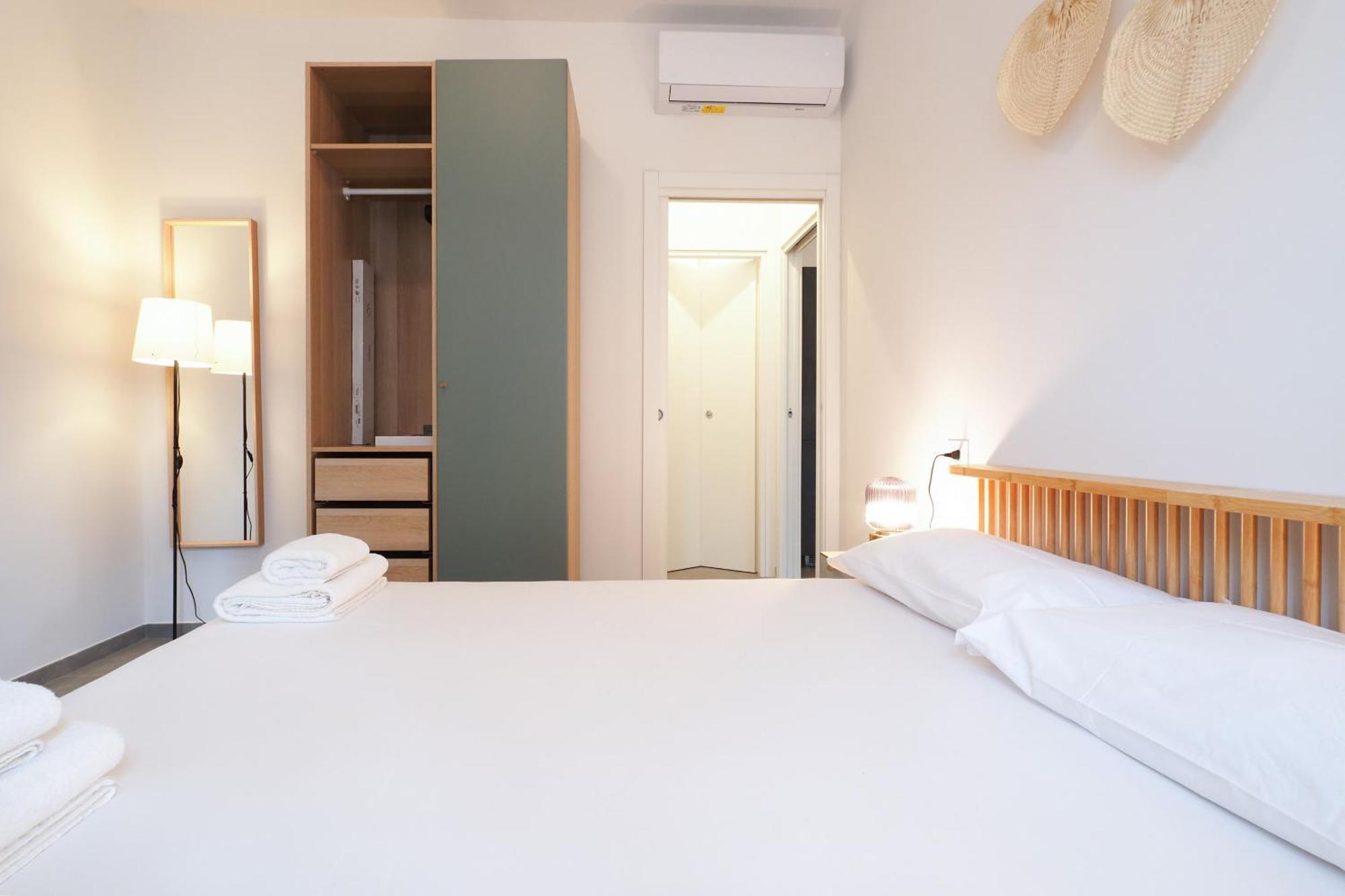 Mila Apartments Fiera Milan Luaran gambar