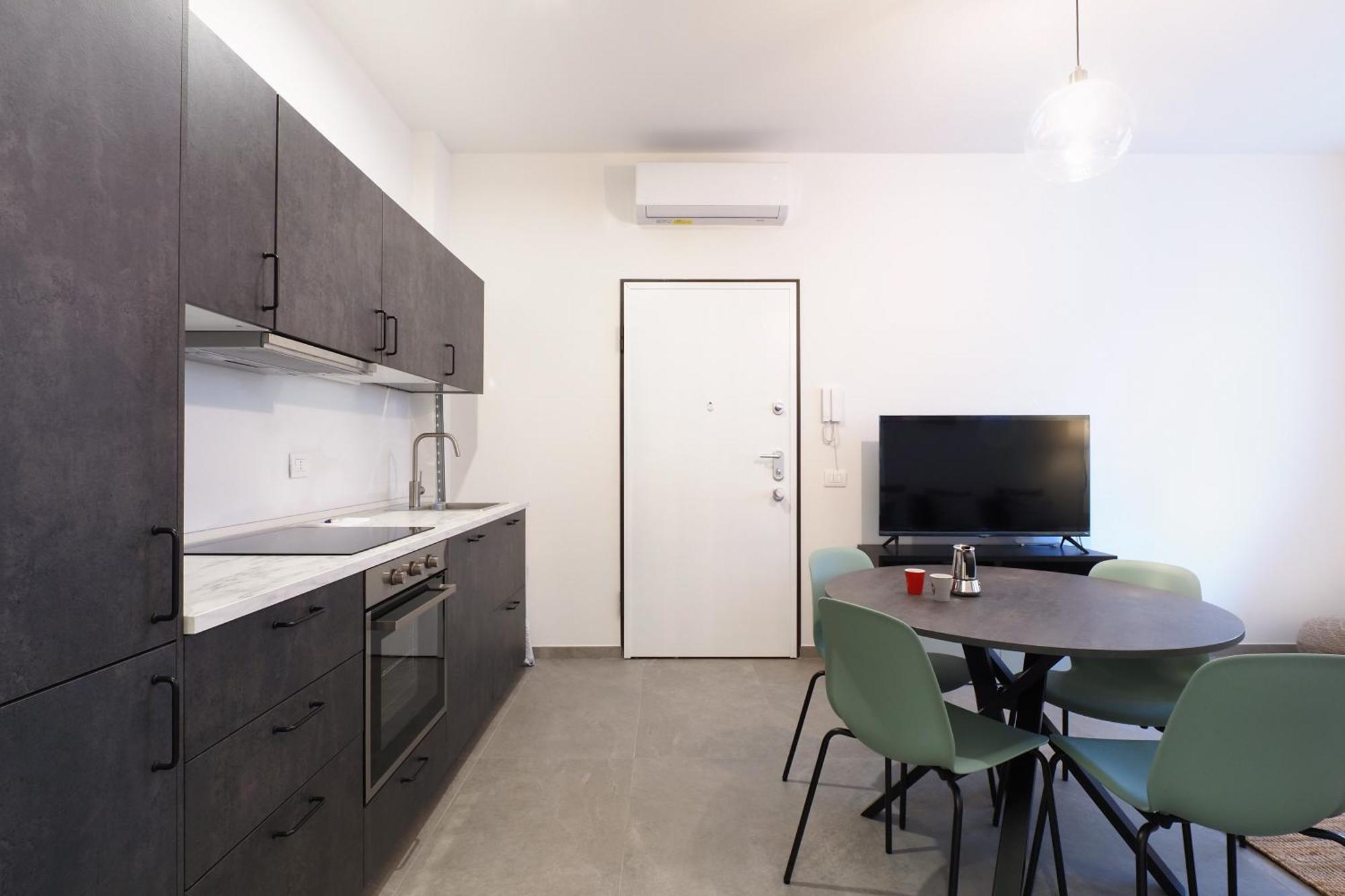 Mila Apartments Fiera Milan Luaran gambar