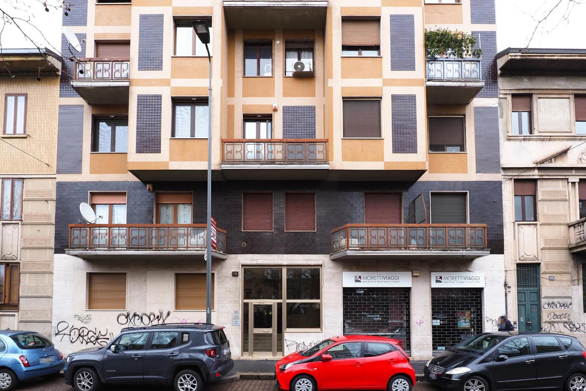 Mila Apartments Fiera Milan Luaran gambar